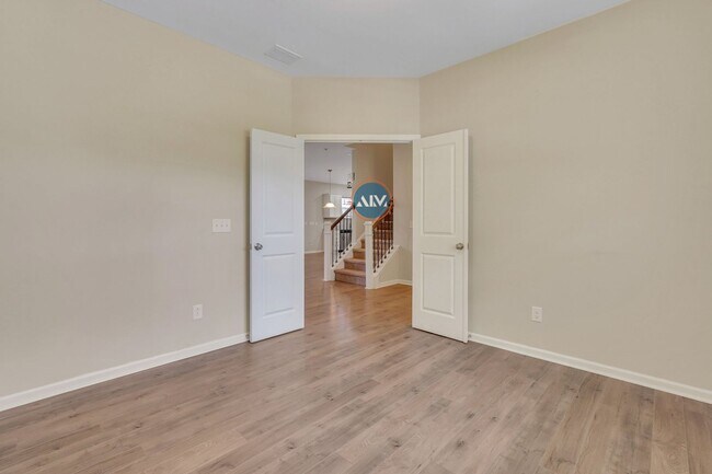 Building Photo - Beautiful Home in Seagrass Station