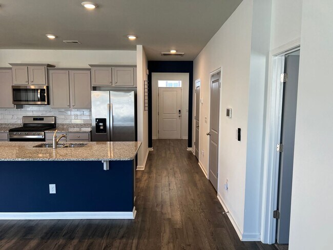 Building Photo - Four-Bedroom, Three-Bath, Unfurnished Hous...