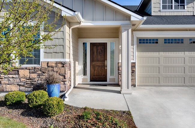 Building Photo - 4640 W Shirdale Ct