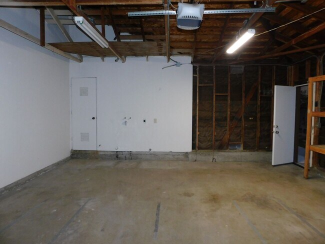 Building Photo - 3525-3529 W. Park Balboa Ave.