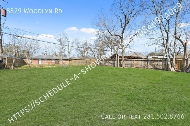 Building Photo - 8829 Woodlyn Rd