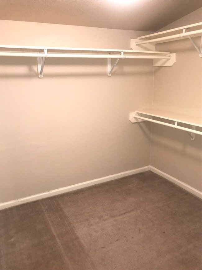 Building Photo - 2443 Precinct Line Rd