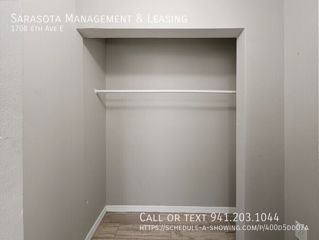 Building Photo - 1708 6th Ave E