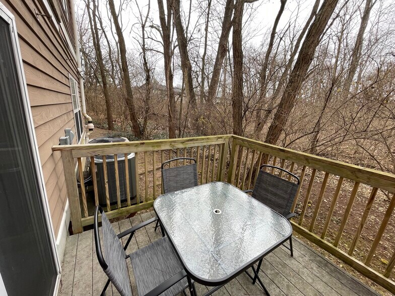 Building Photo - 3100 Beargrass Run Ct