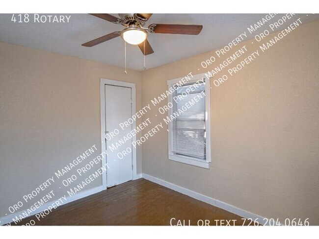 Building Photo - Amazing Newly Remodeled Home Near Downtown