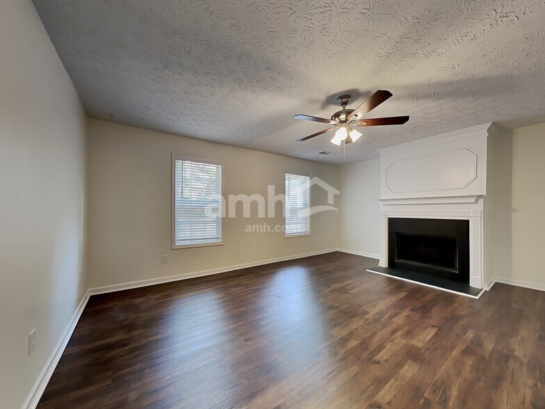 Building Photo - 3742 Fryeburg Ln