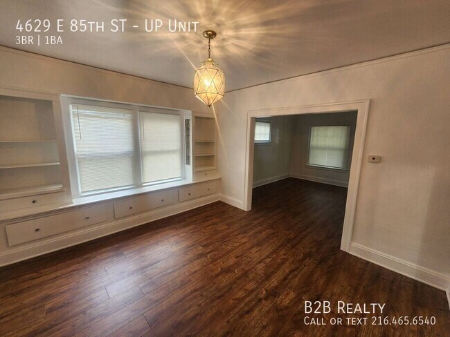 Building Photo - 4629 E 85th St