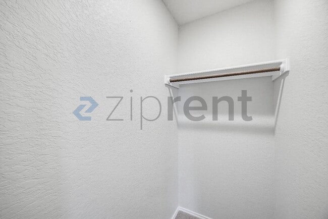 Building Photo - 2781 Rosefinch