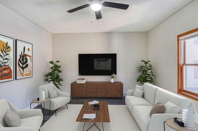 Building Photo - The Union Apartments