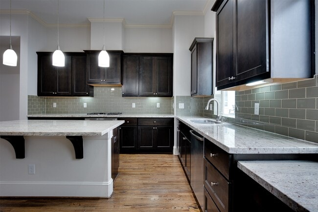 Building Photo - 4203 Feagan St