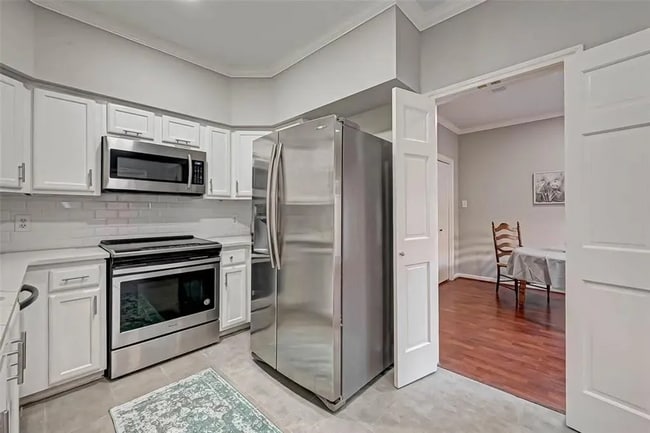 Building Photo - Experience comfort and elegance - 2BD/2.5BA house for rent!