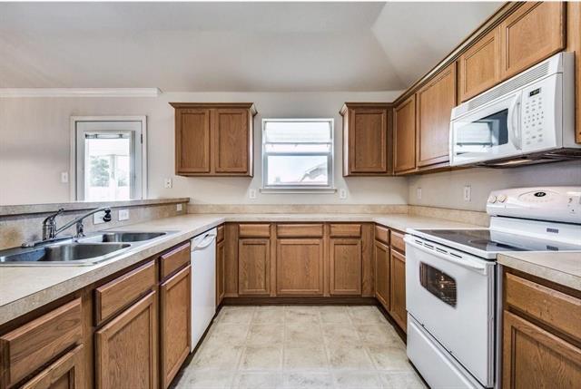 Building Photo - 6930 Misty Meadow Ln