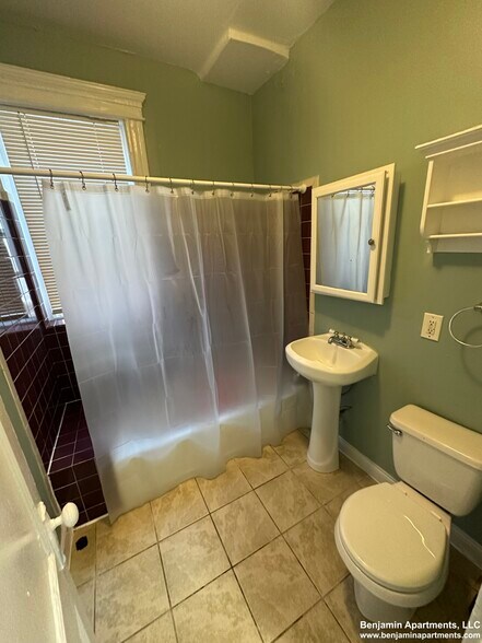 Building Photo - 881 Huntington Ave