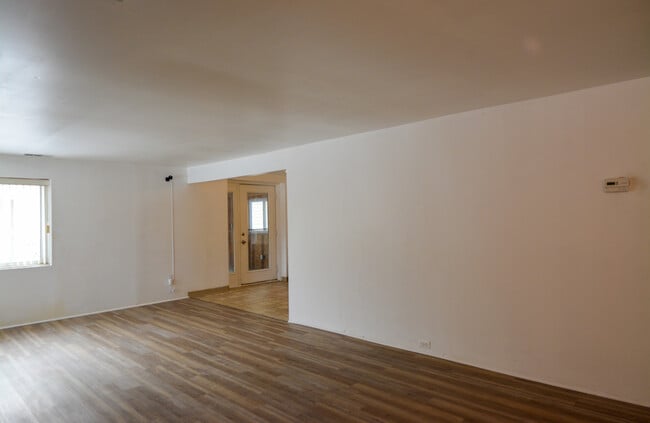 Building Photo - Stirling