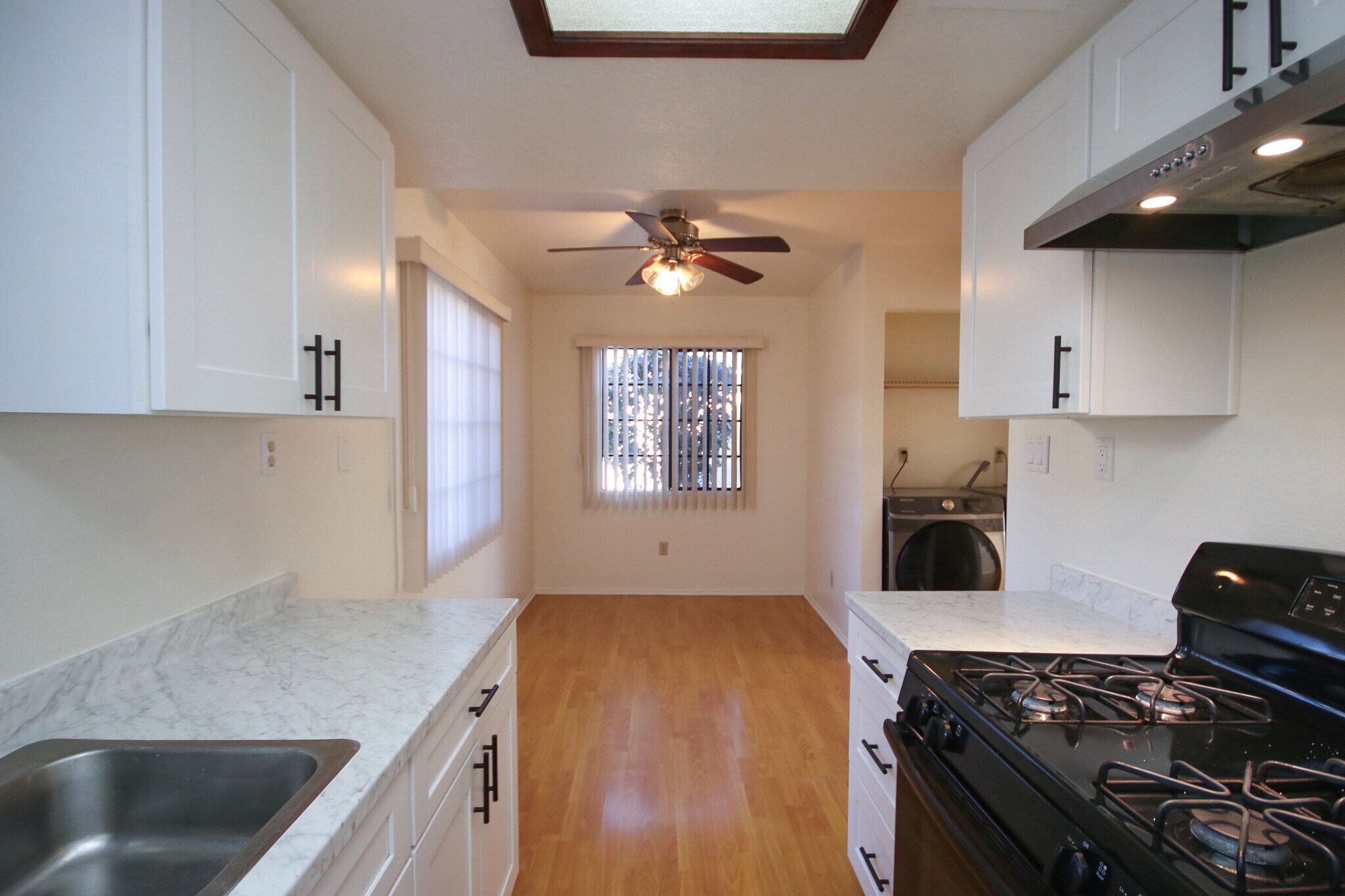 Building Photo - 74 S Meridith Ave