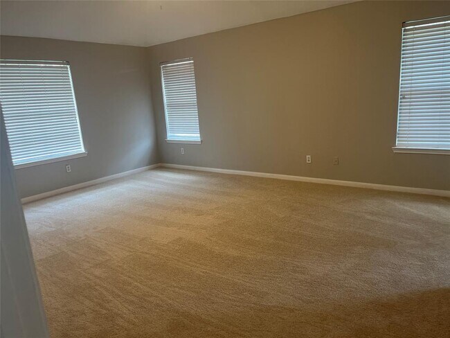 Building Photo - 1123 Elmgrove Park Ln