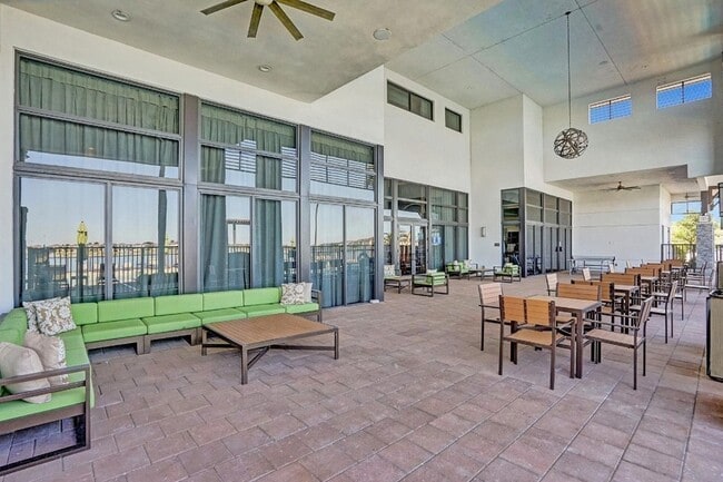 Building Photo - 15501 NW 88th Ave