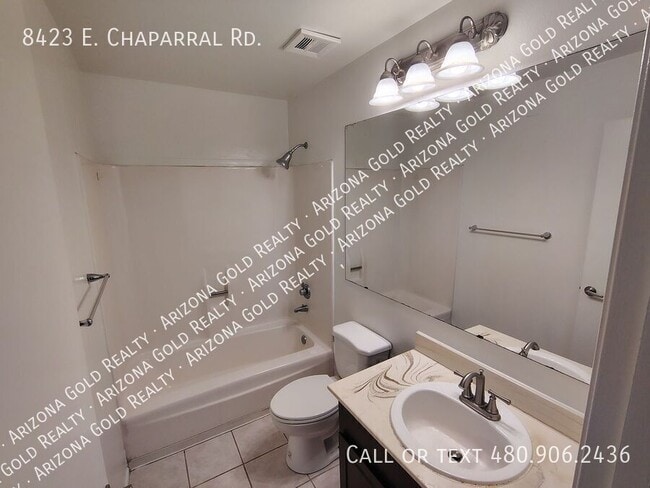 Building Photo - 8423 E Chaparral Rd