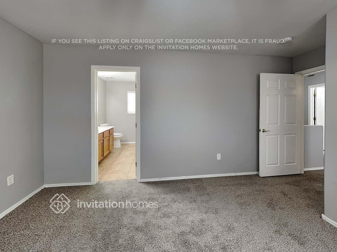 Building Photo - 10638 E Olla Ave