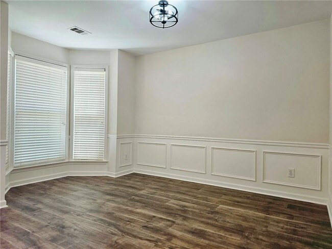 Building Photo - 3229 Davenport Park Ln