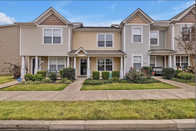 Primary Photo - 1504 Sprucedale Dr