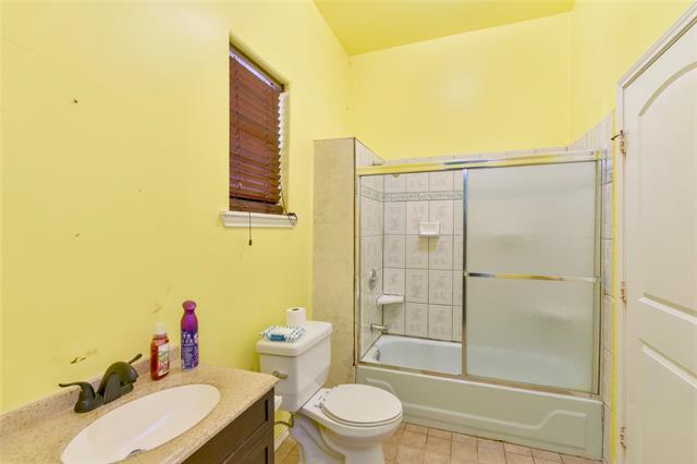 Building Photo - 2310 Pearl Ave