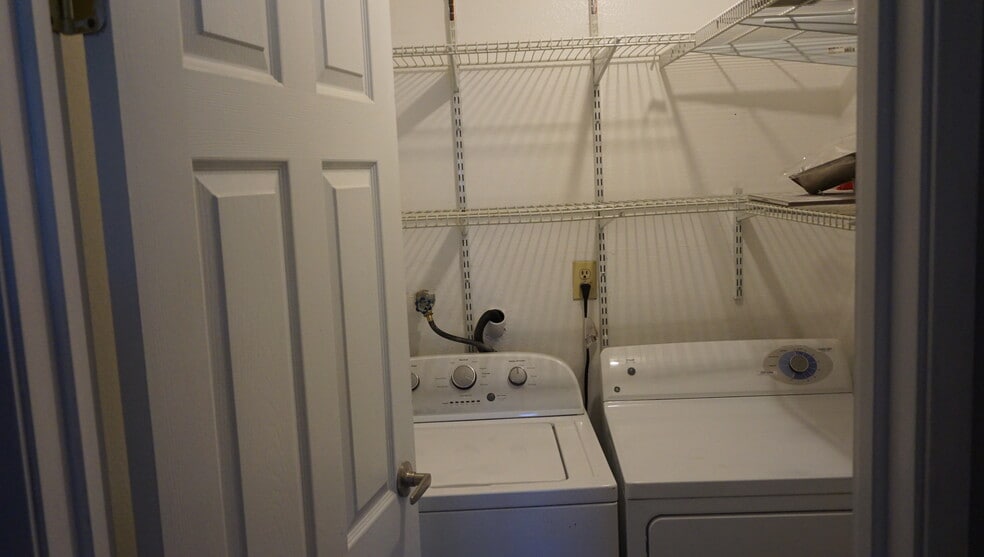 Full size washer and dryer - 4400 S Quebec St
