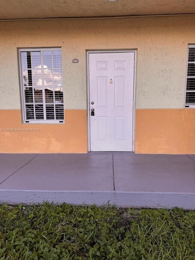 Building Photo - 6940 NW 179th St