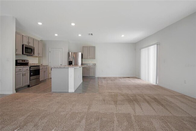 Building Photo - 736 Brooklet Dr