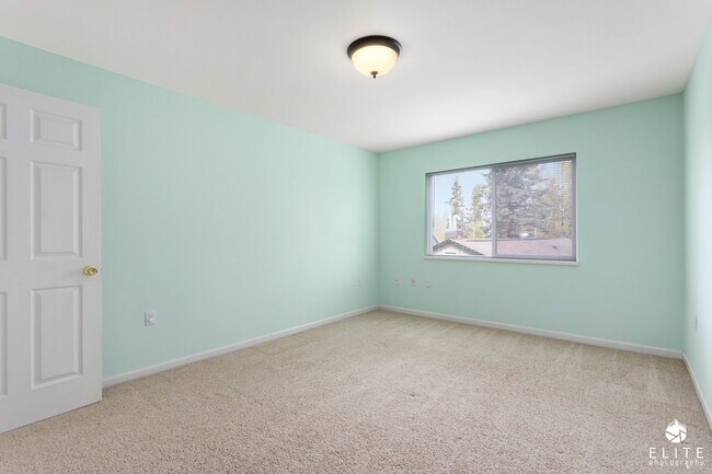Building Photo - 2454 Tulik Dr