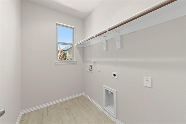 Building Photo - 1641 Mdw Crst Dr