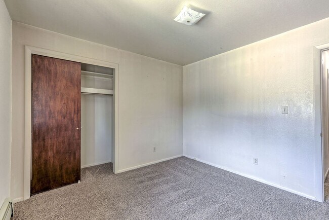Building Photo - 3 Bedroom Duplex in West Fort Collins