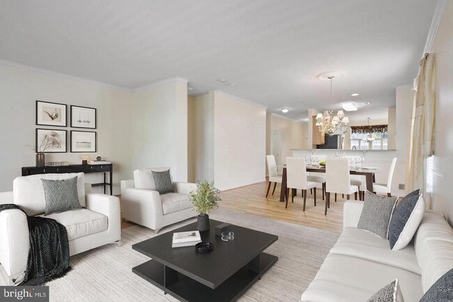 Building Photo - 17075 Four Seasons Dr