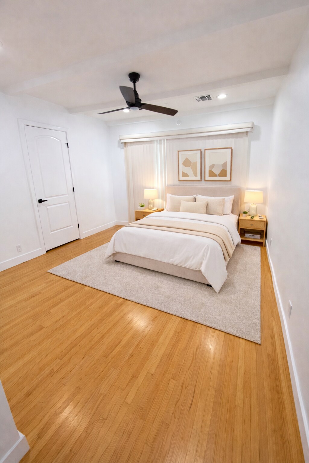 Building Photo - 1847 Stearns Dr