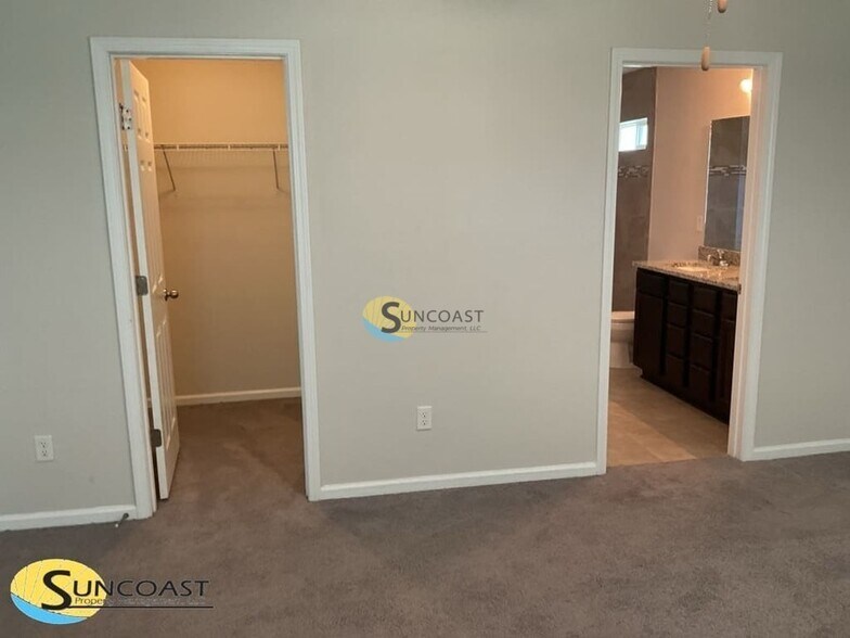 Building Photo - 8777 Kaye Ln