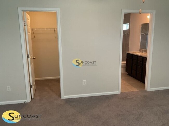 Building Photo - 8777 Kaye Ln