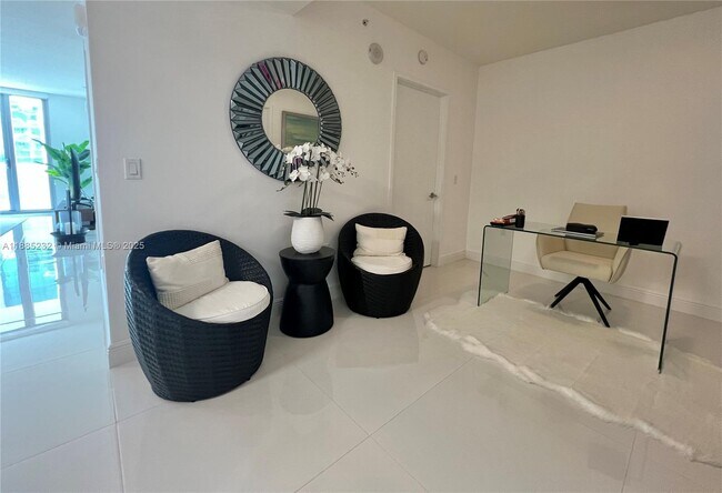 Building Photo - 300 Sunny Isles Blvd
