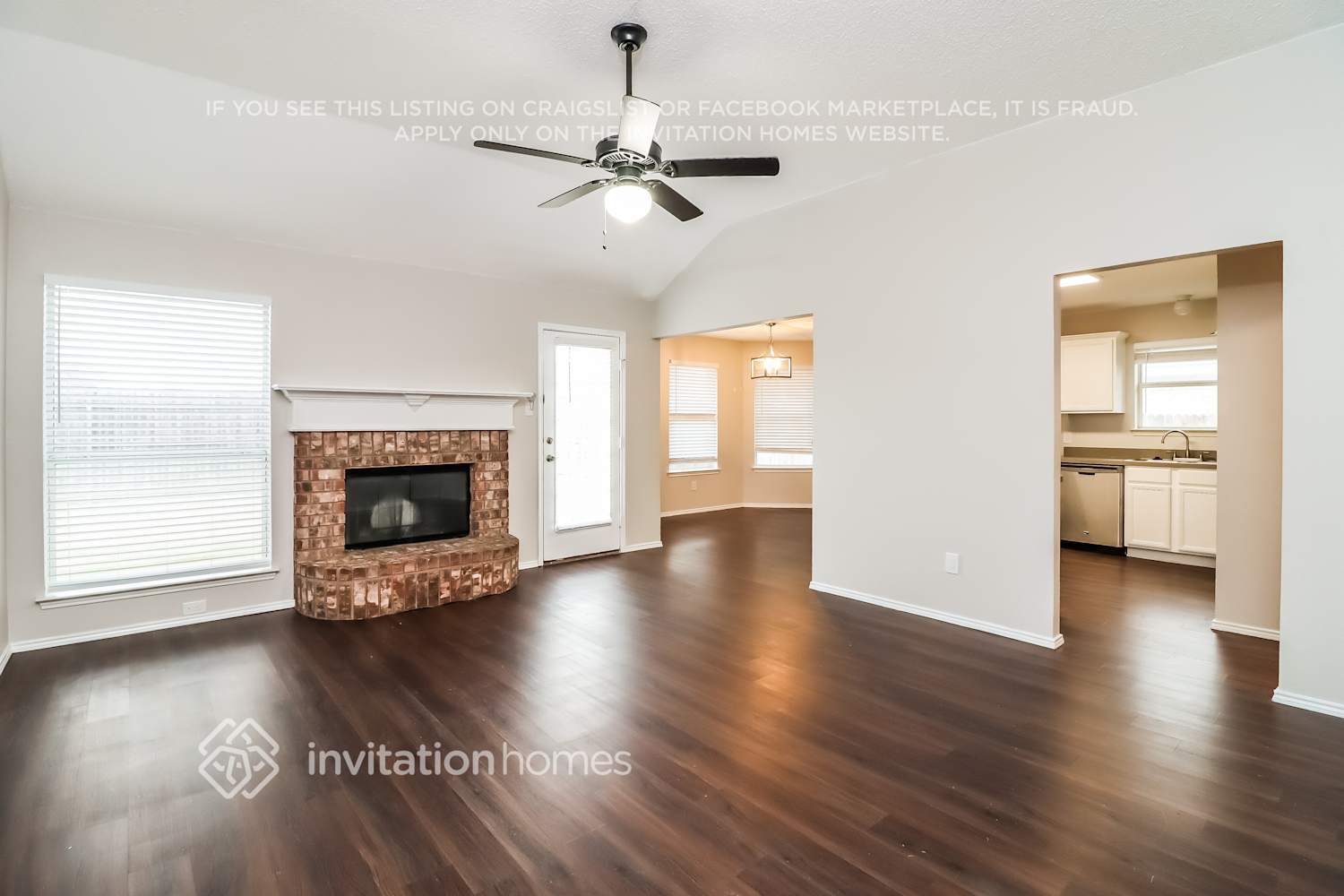 Building Photo - 944 Carlin Ln