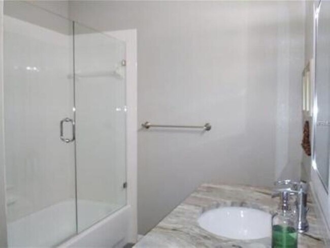 Building Photo - 5110 Northridge Rd