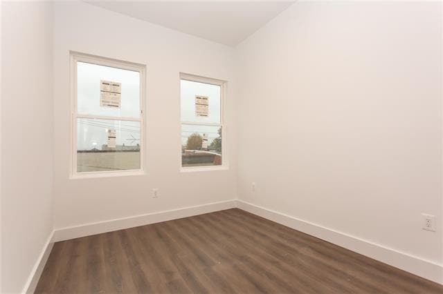 Building Photo - 91 E 21st St