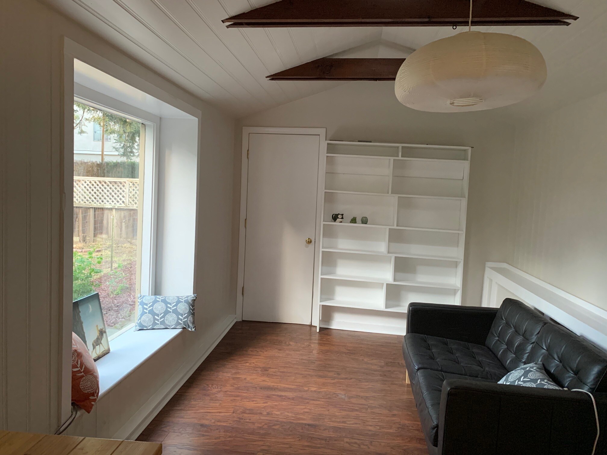 Livingroom - 2609 Dana St