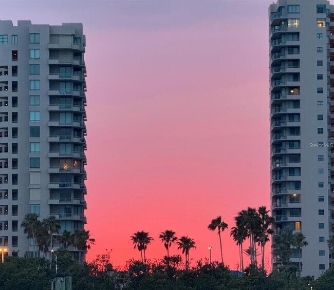 Building Photo - 160 Marina Del Rey Ct
