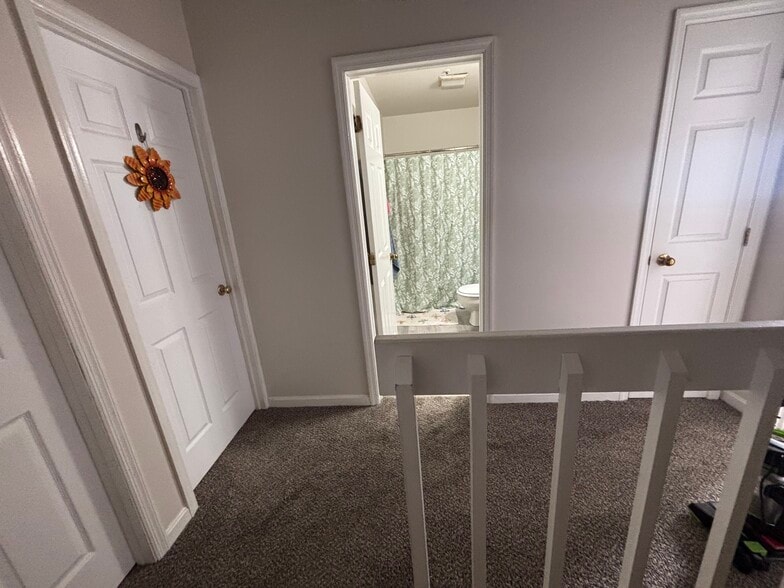 Building Photo - Phoenix on Court