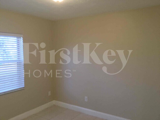 Building Photo - 19462 SW 87th Pl