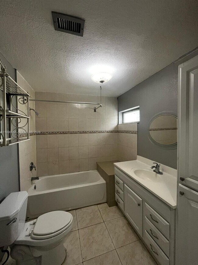 Building Photo - 4753 NW 41st St