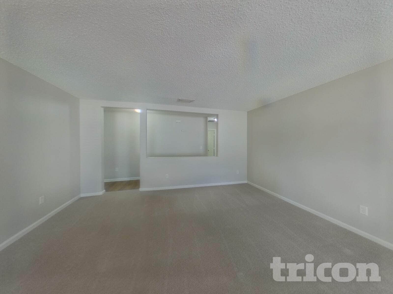 Building Photo - 7125 Beekman Lake Dr