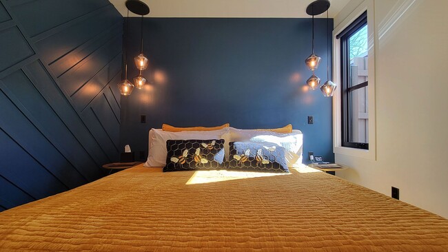 Building Photo - Station House Suite B is a stunning 2 bedr...