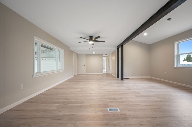 Building Photo - 2891 Kenton Rd