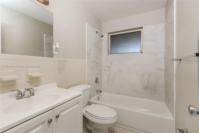 Building Photo - 41 Robalo Ct