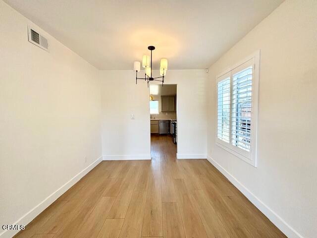 Building Photo - 1721 Valencia Pl